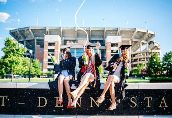 people, women, girls-2594944.jpg